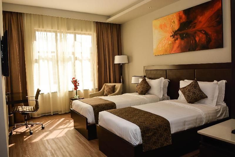 Doubletree By Hilton Nairobi Hotel Ngoại thất bức ảnh